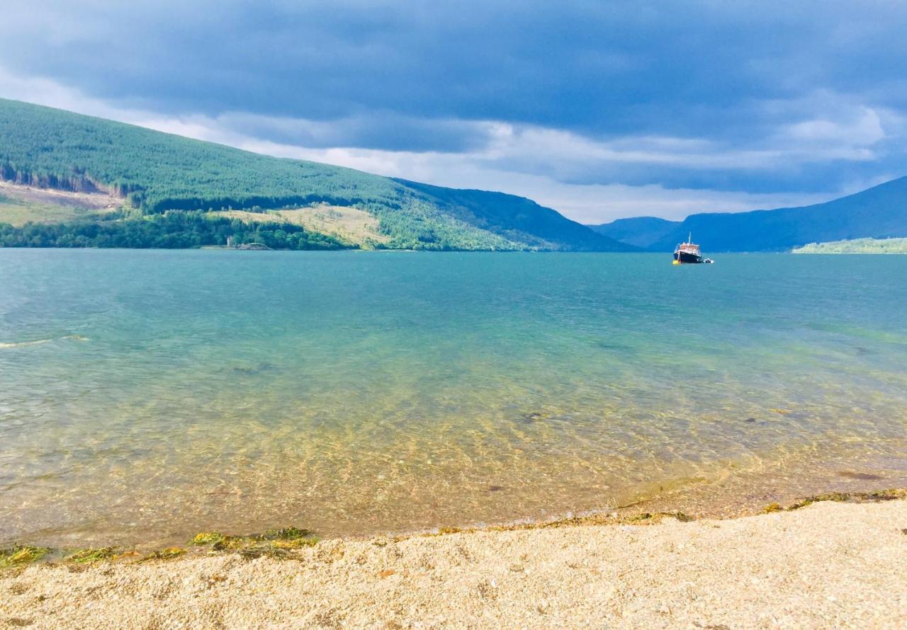 Seal Point Cabin - Luxury Glamping Cairndow المظهر الخارجي الصورة